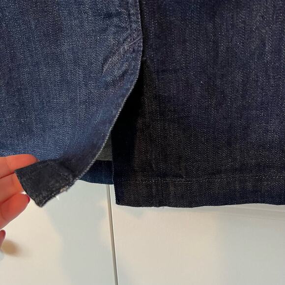 Banana Republic‎ Two Button/Zip Closure Dark Wash Jean Mini Skirt Sz 29R - Picture 7 of 9
